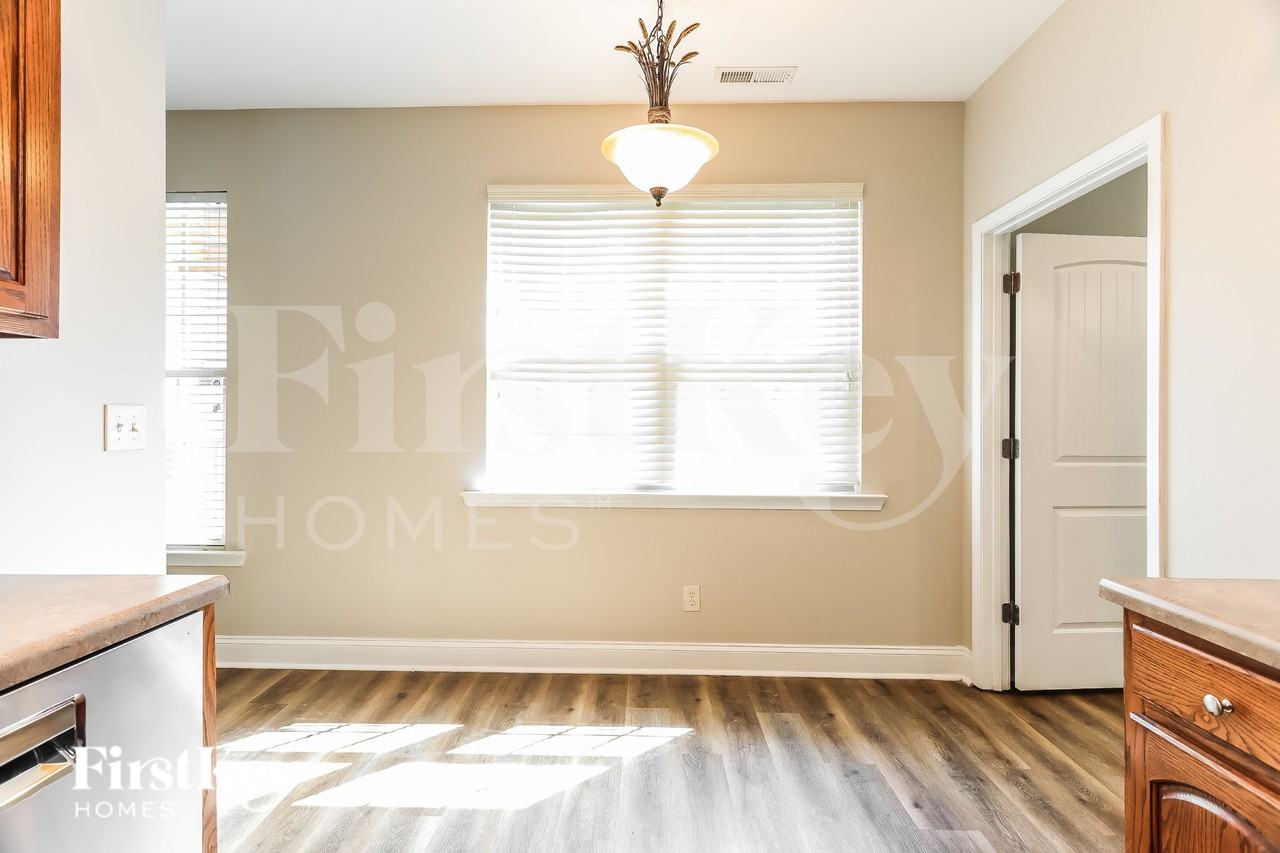 20815 Sandy Dr - Photo 5 of 16