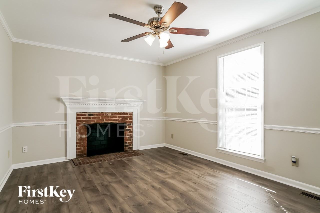 4921 Tuckahoe Trce - Photo 3 of 15