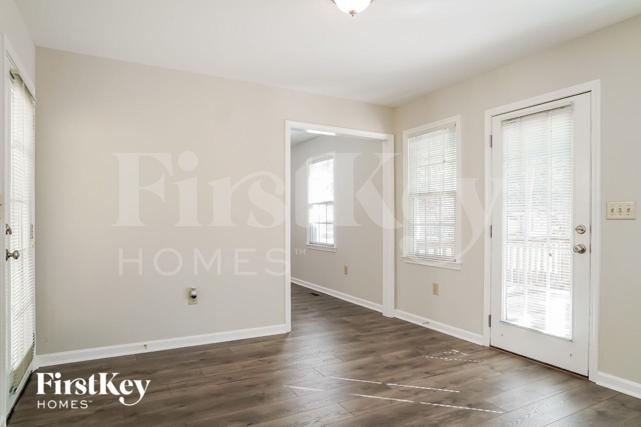 4921 Tuckahoe Trce - Photo 5 of 15