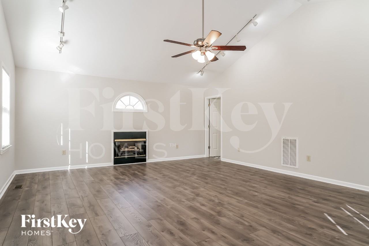 4921 Tuckahoe Trce - Photo 7 of 15