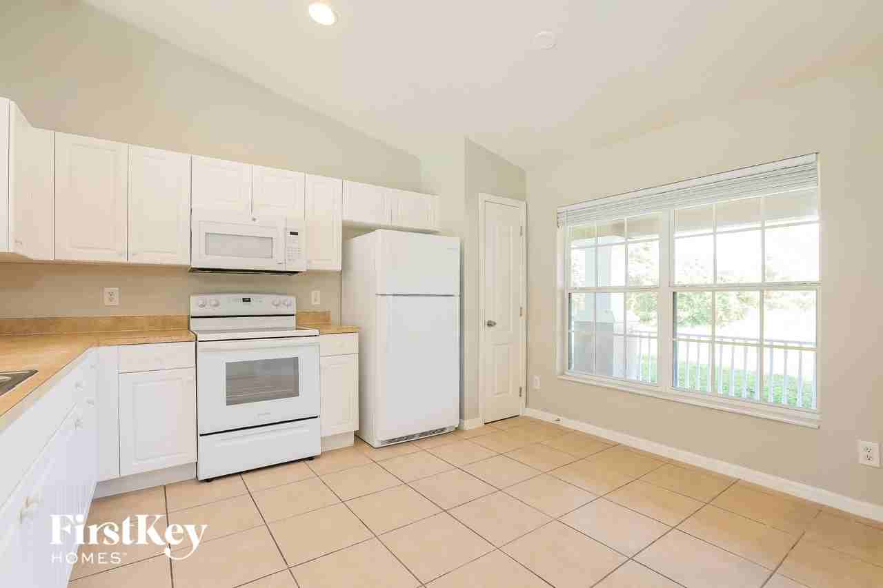 538 Flamingo Ave - Photo 6 of 15