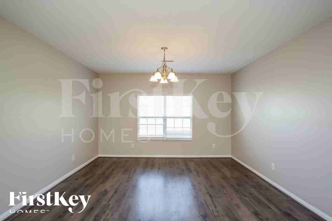 12344 Guy Way - Photo 6 of 18