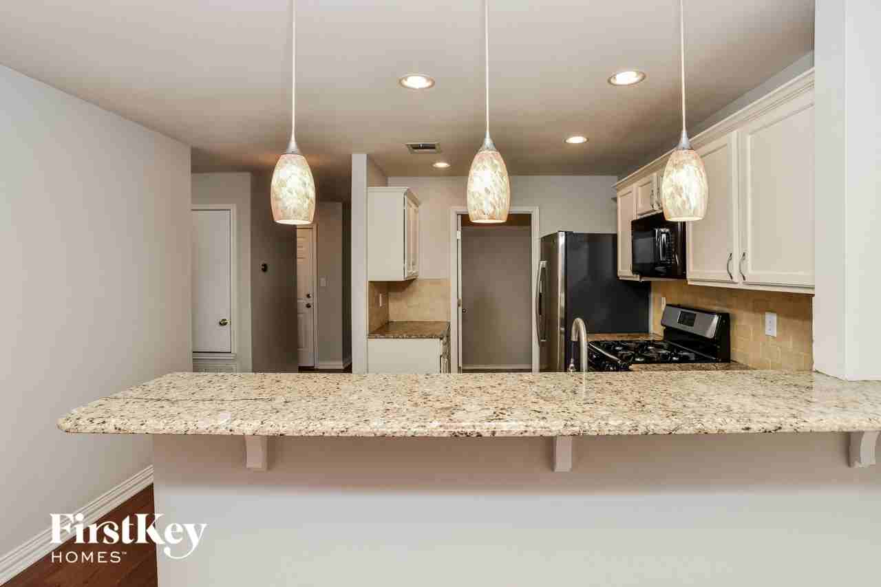 15911 Gino Park - Photo 5 of 15