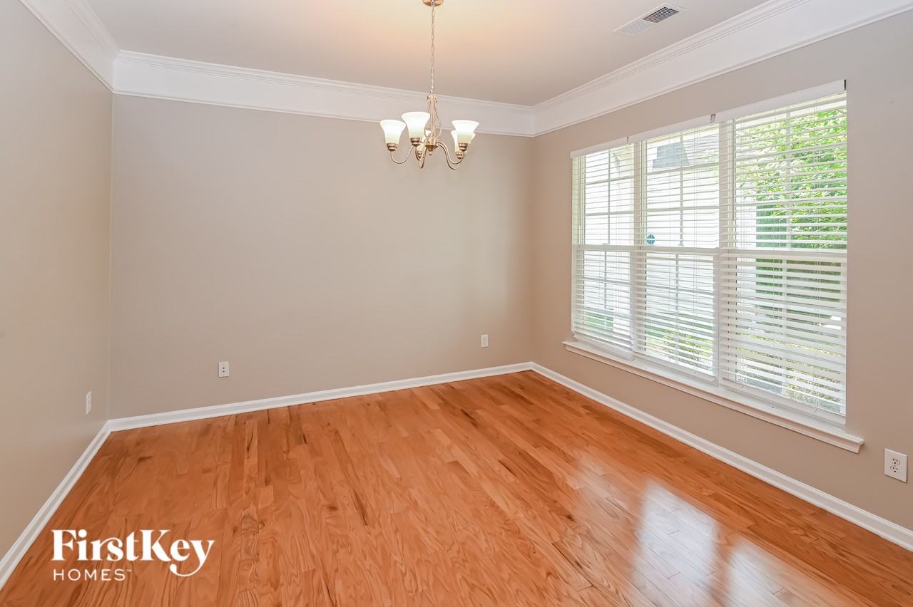 11259 Cypress View Dr - Photo 5 of 15