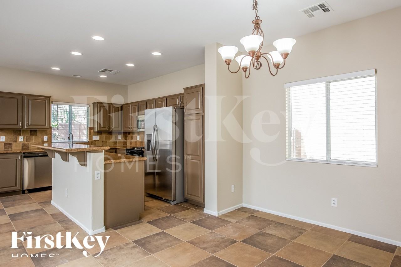 6109 Casa Antiqua St - Photo 6 of 18