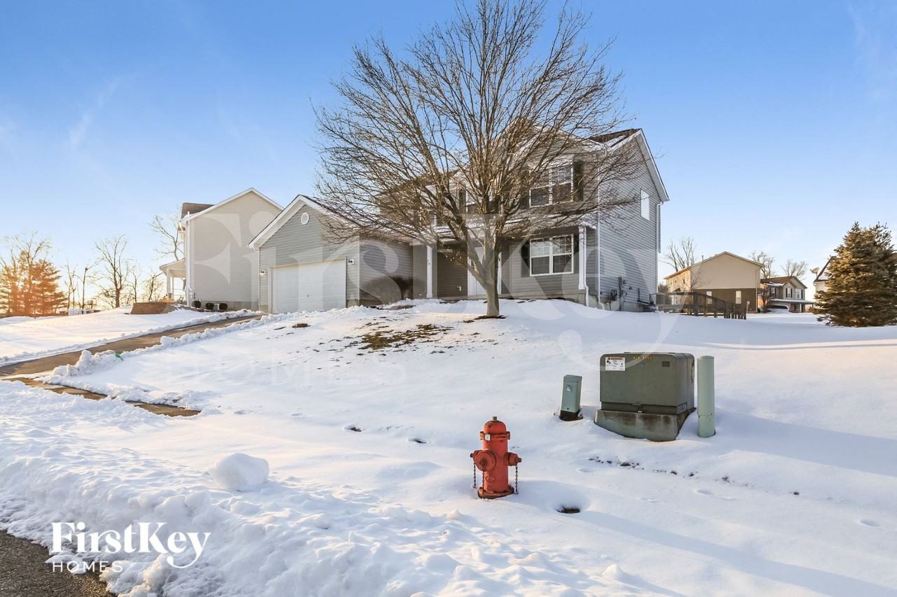 26 Forest Pond Dr - Photo 2 of 15