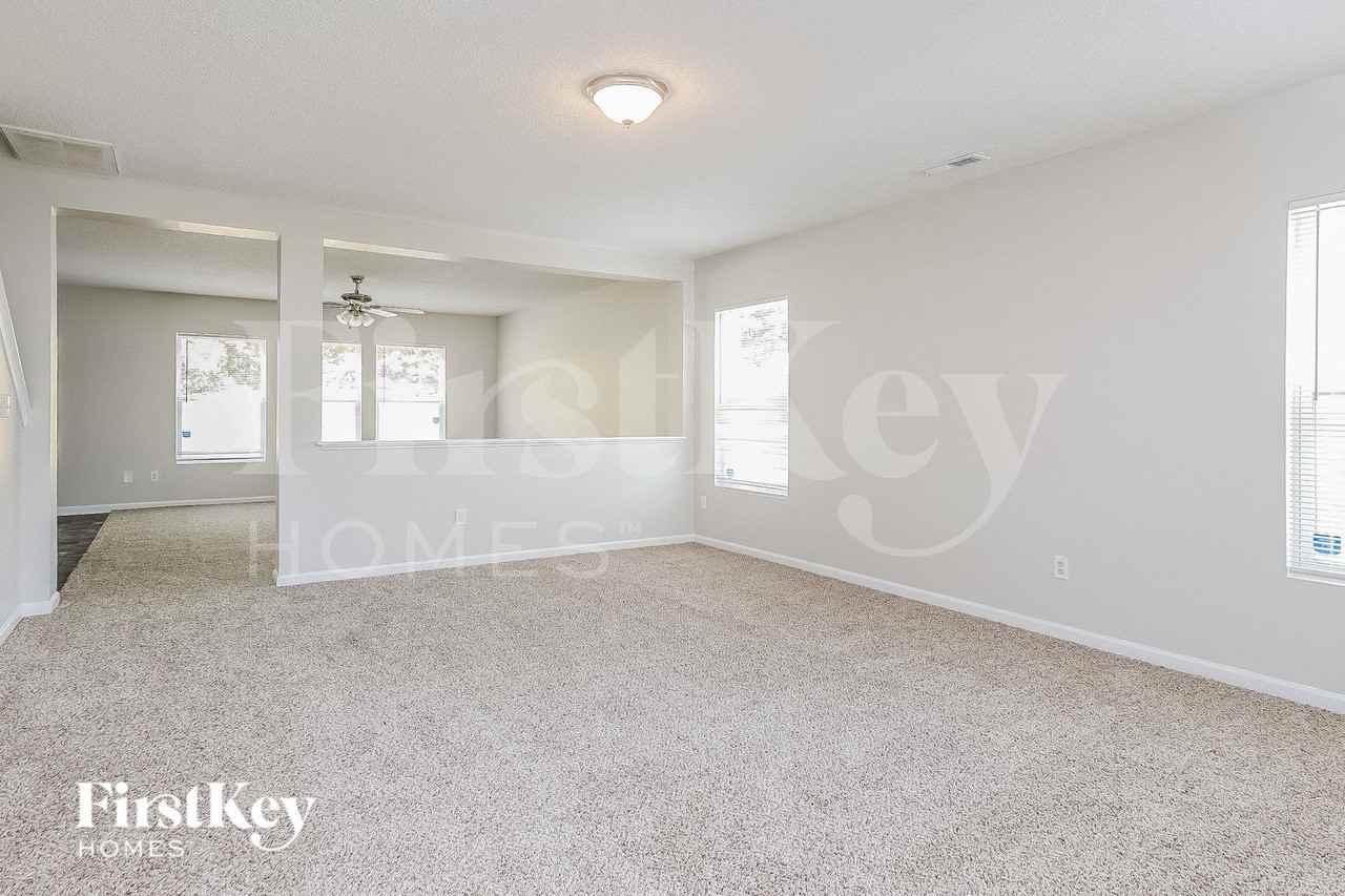 6021 Namozine Ct - Photo 2 of 15