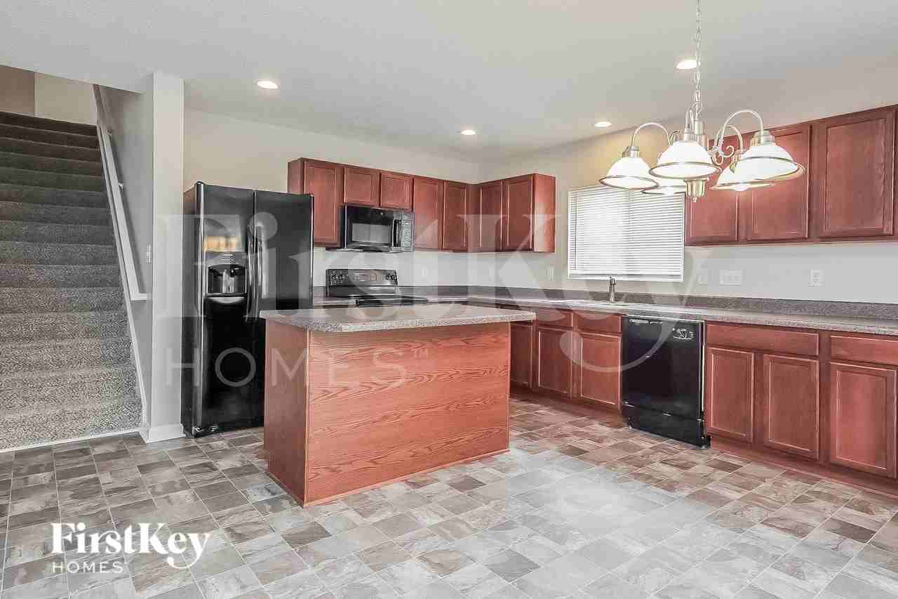 6021 Namozine Ct - Photo 6 of 15