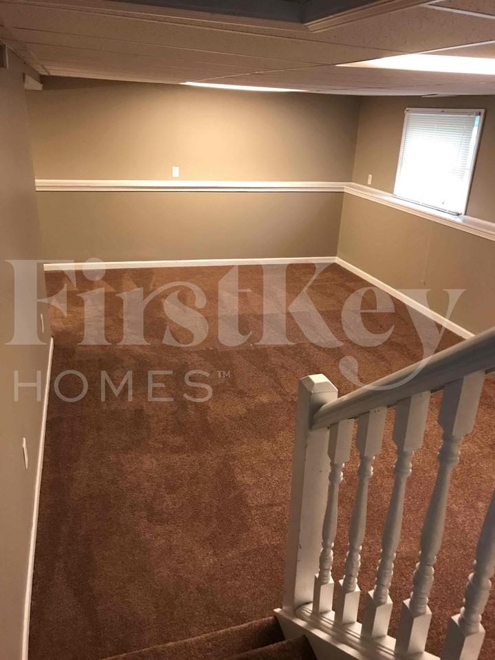 8101 Railroad Rd - Photo 7 of 16