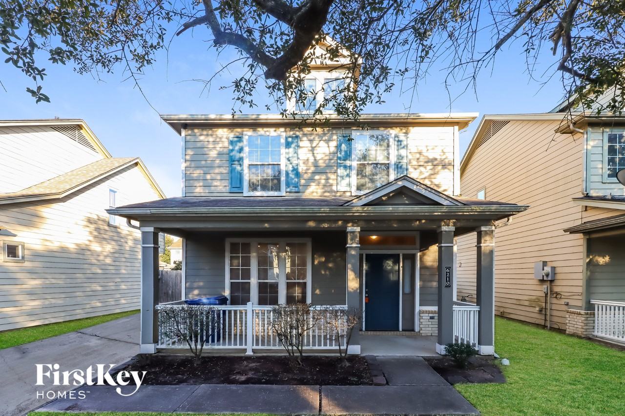 6210 Scotchwood Dr - Photo 2 of 15