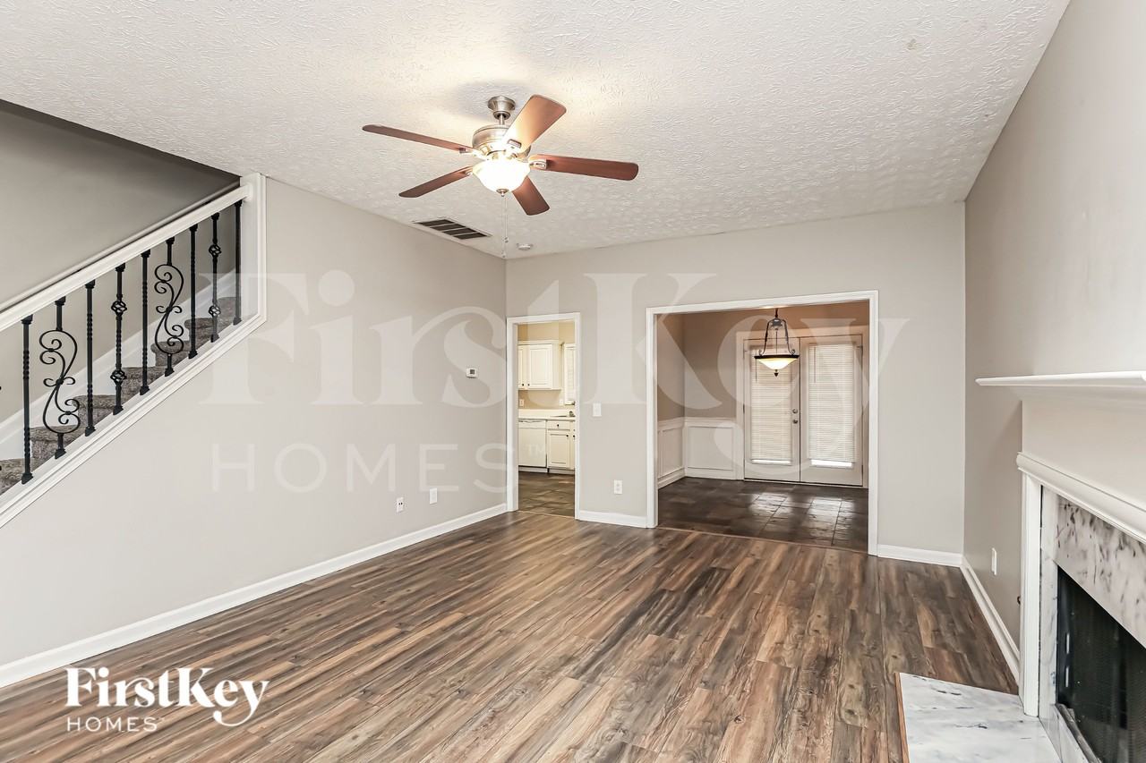5508 Rose Ridge Ct - Photo 5 of 18