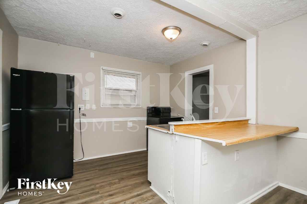 4742 Normal Ave - Photo 6 of 16