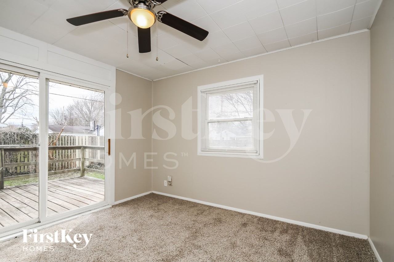 4742 Normal Ave - Photo 7 of 16