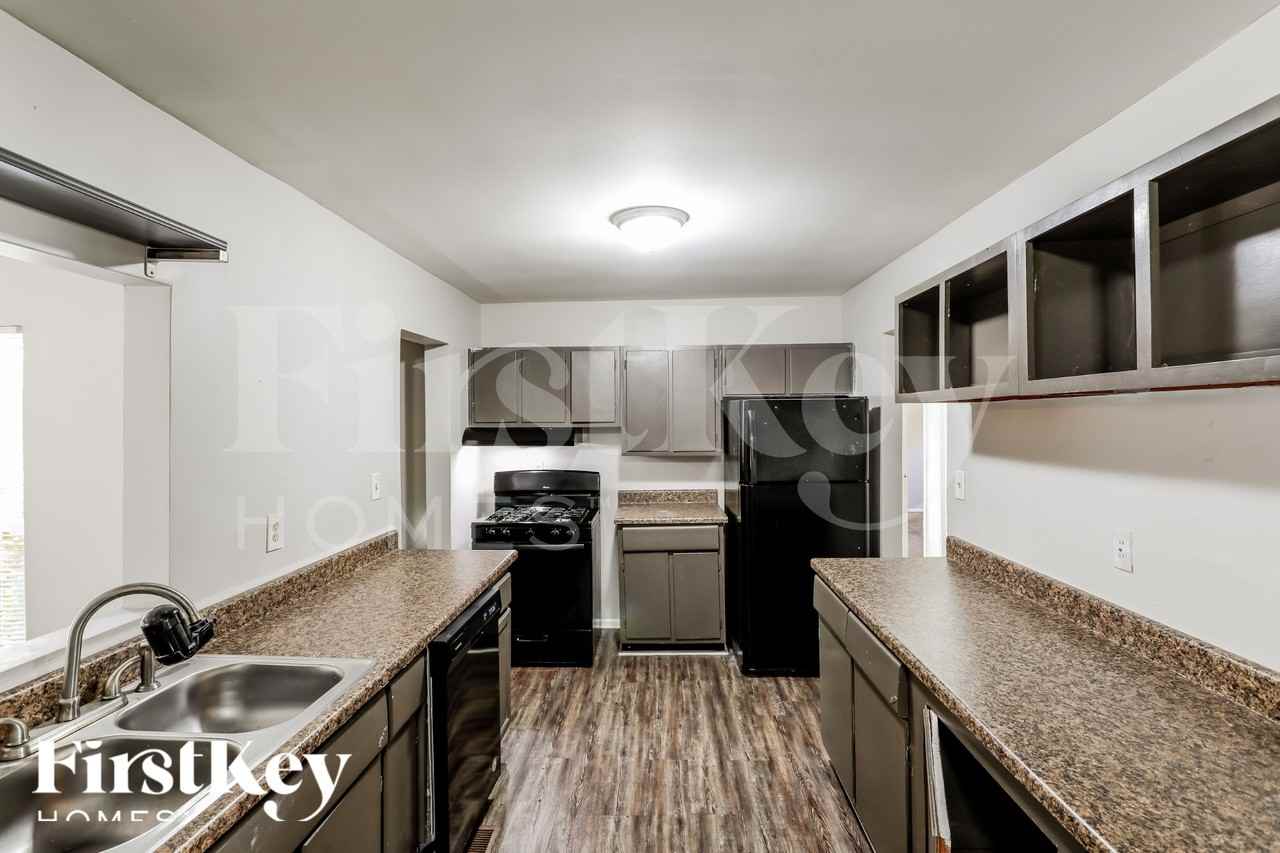 3085 Piper Dr - Photo 5 of 18
