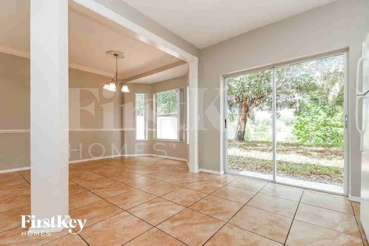 18019 Birdwater Dr - Photo 6 of 15