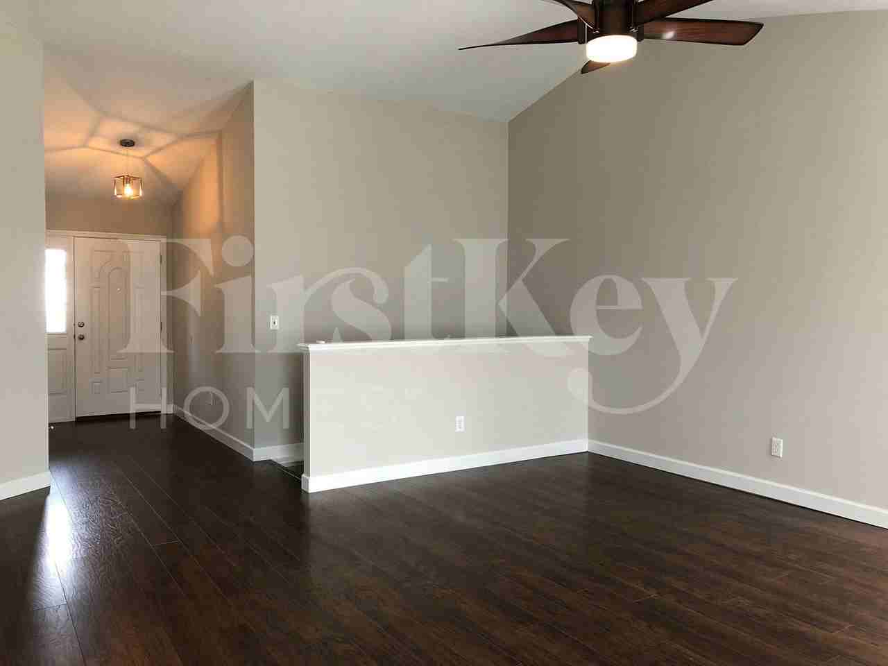 1503 Jordan Lee Ct - Photo 5 of 38