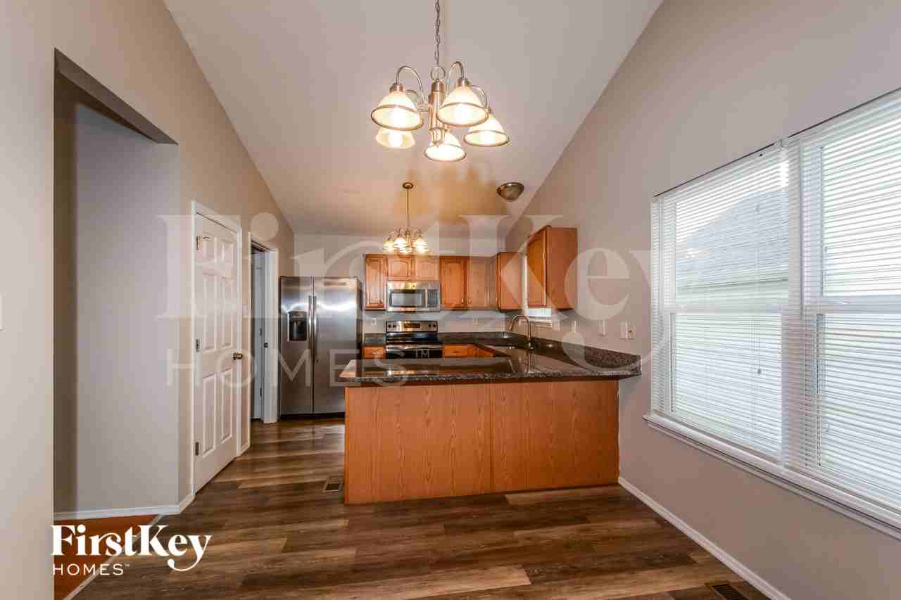 14 Rivermeadows Dr - Photo 6 of 15