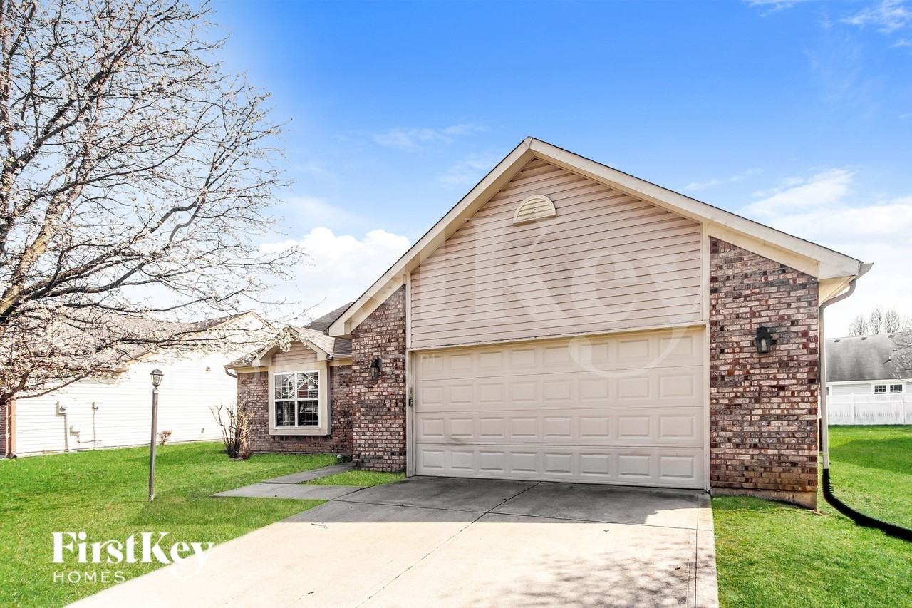 11521 Stoeppelwerth Dr - Photo 2 of 19