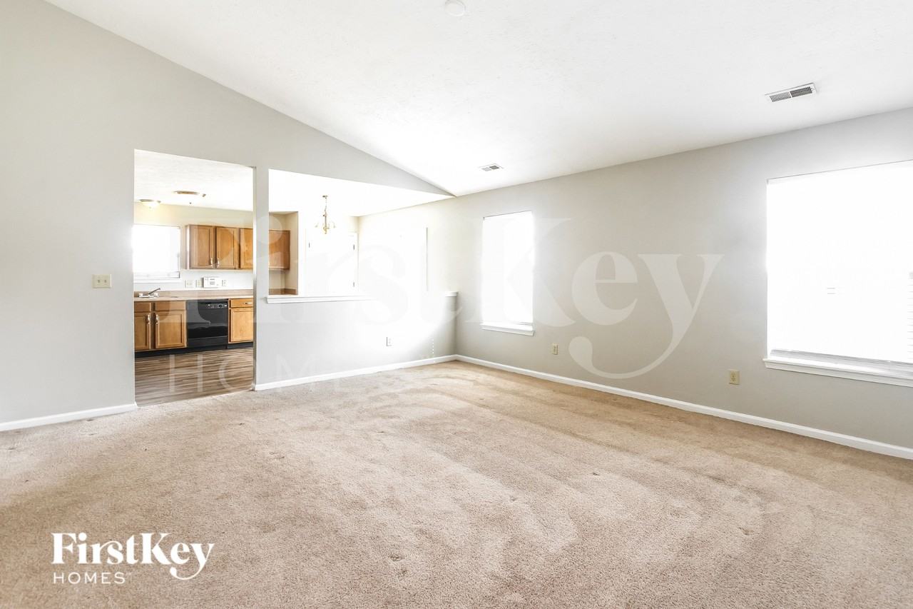 11521 Stoeppelwerth Dr - Photo 3 of 19