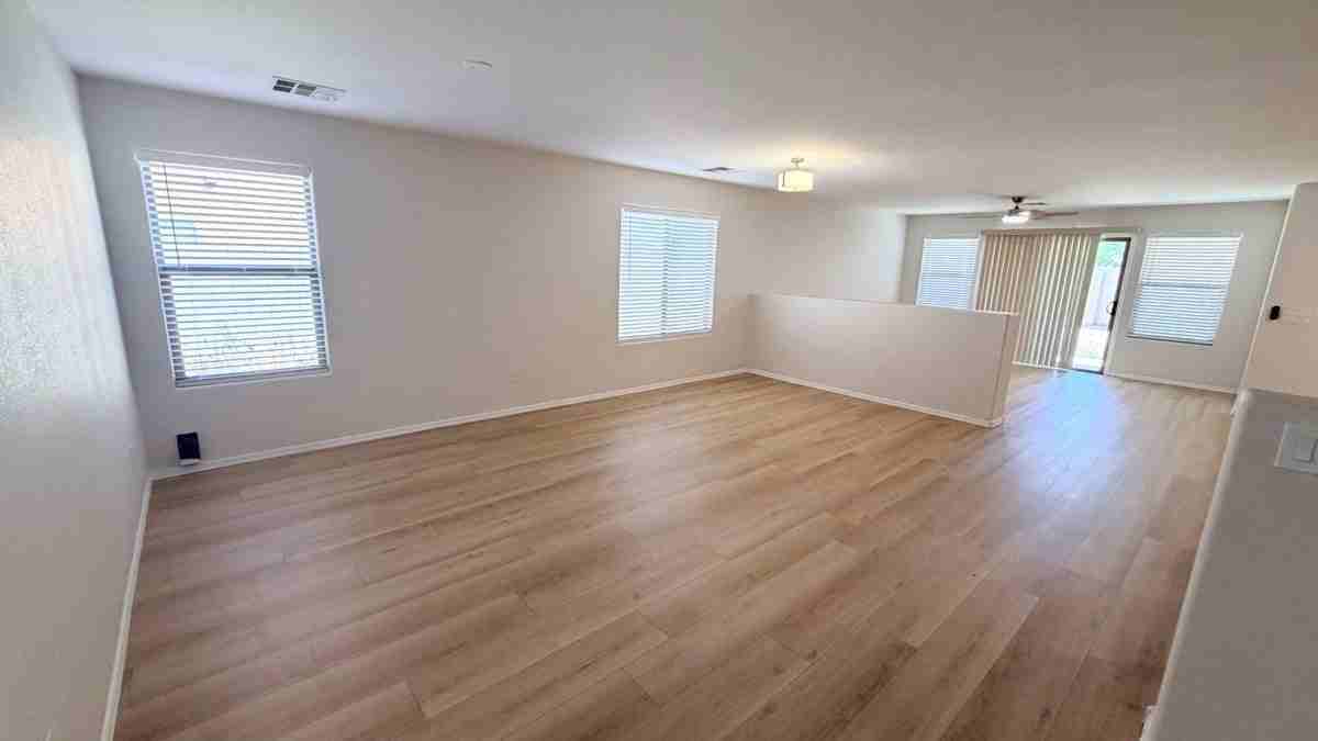 45677 W Ranch Rd - Photo 7 of 17