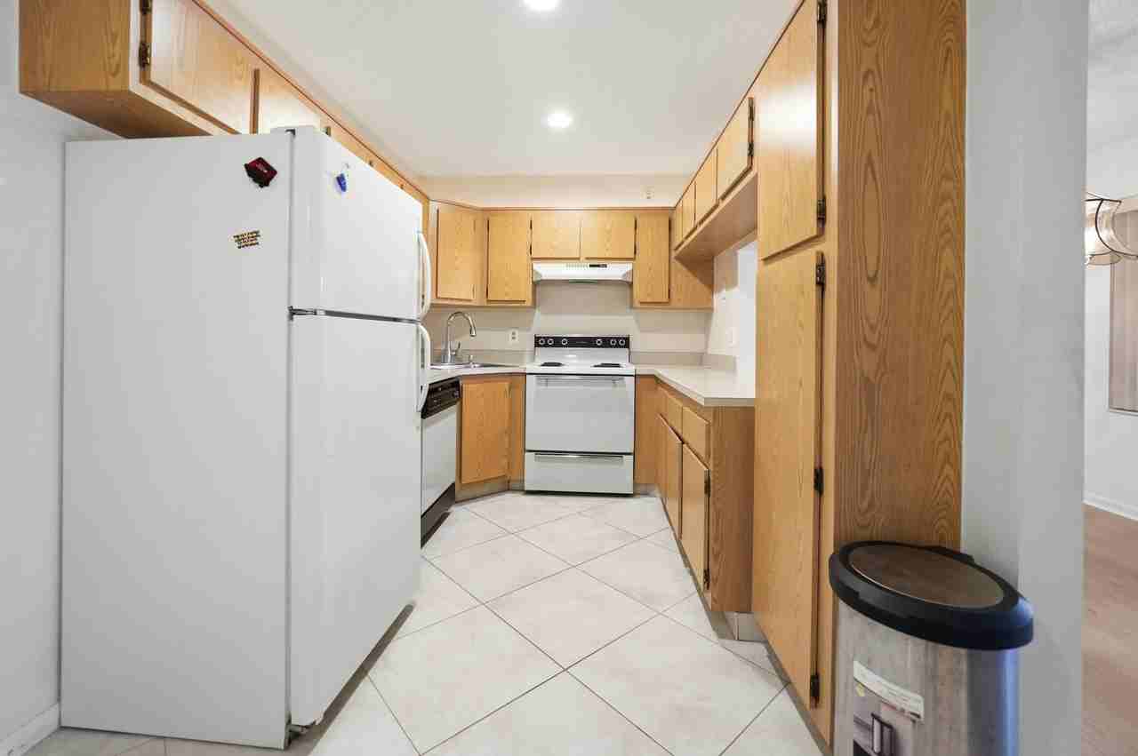 801 Sky Pine Way - Photo 5 of 18