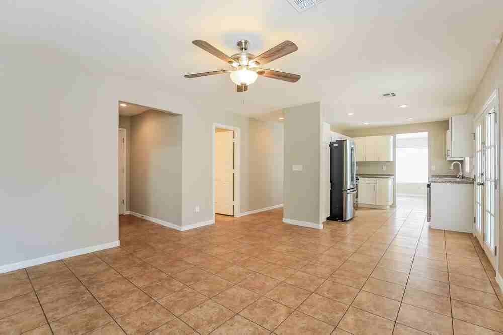 9123 Sangria Ln - Photo 6 of 17