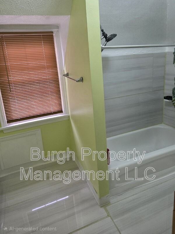 502 Walnut Ave #3 - Photo 3 of 11