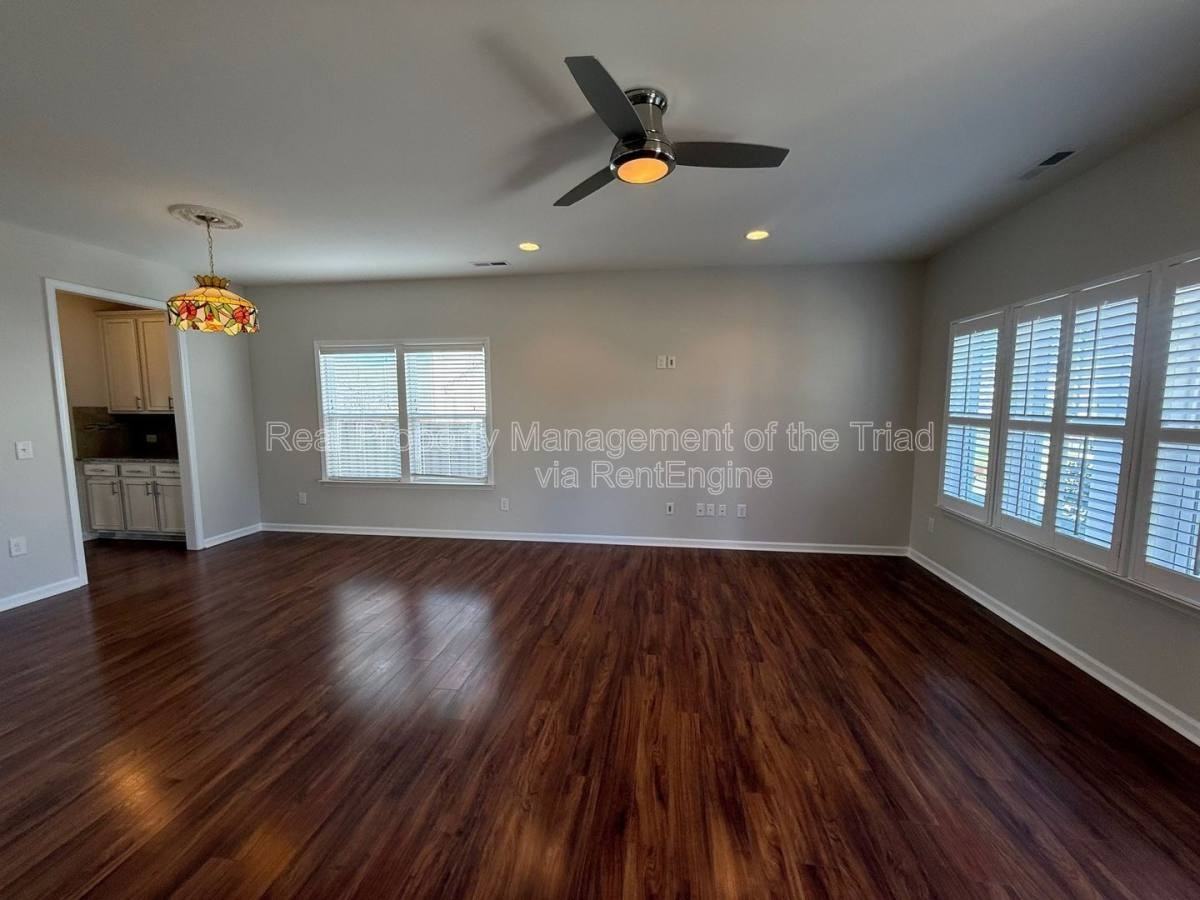 5012 Shorthorn Way - Photo 2 of 7