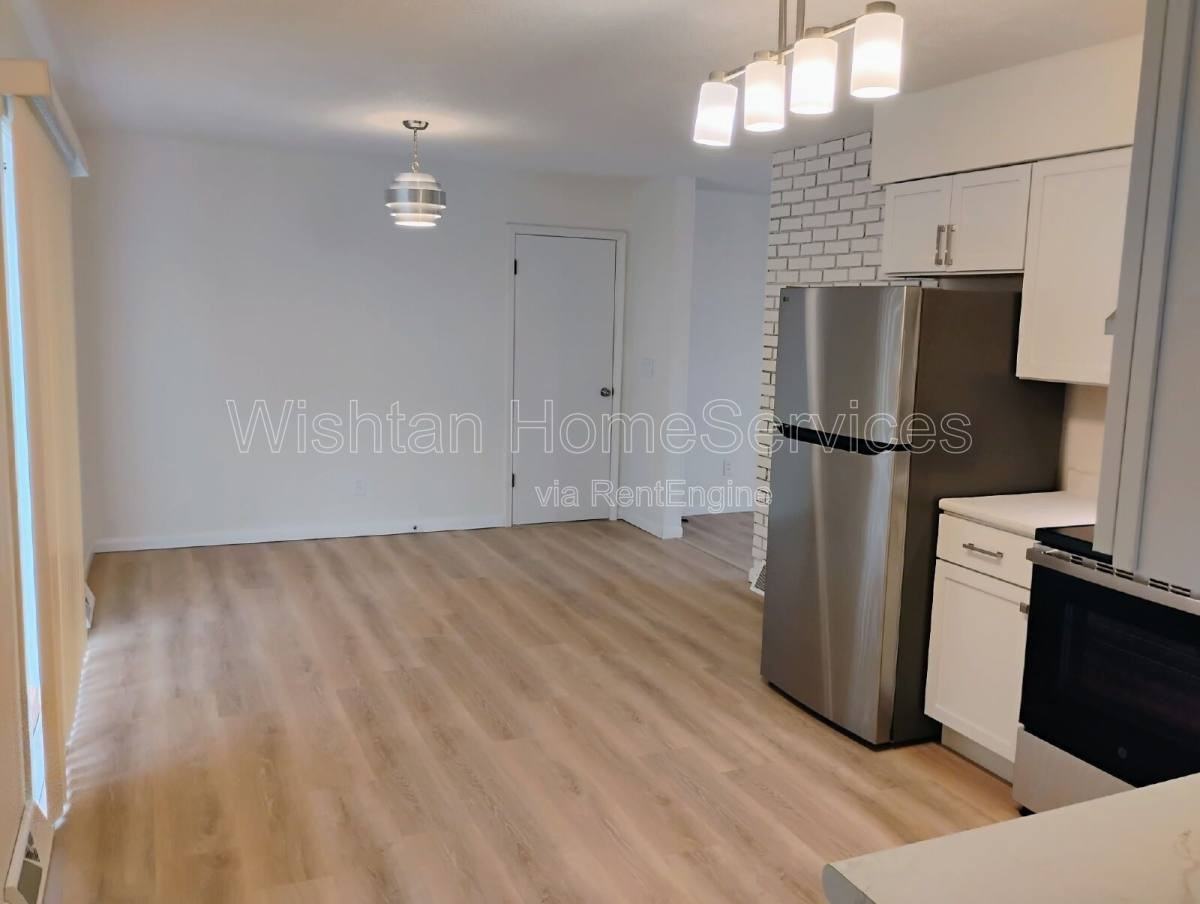 22 N 17th Ave - Photo 2 of 10