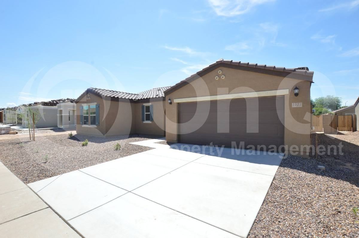 1523 E Desert Breeze Dr - Photo 2 of 10