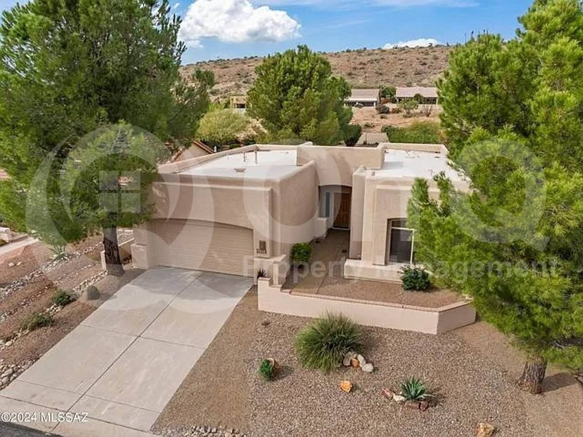 38354 S Skyline Dr - Photo 2 of 10