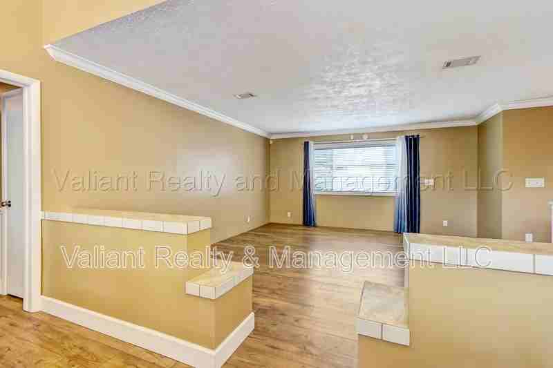 4328 Savannah Ave - Photo 6 of 50