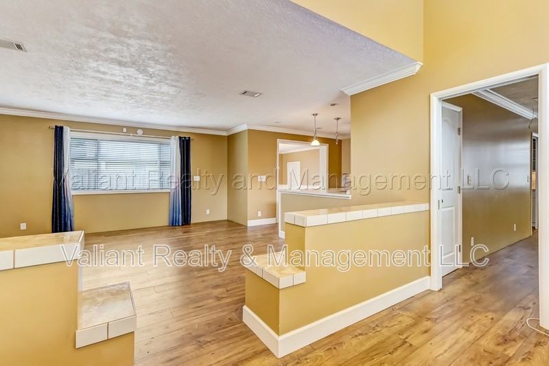 4328 Savannah Ave - Photo 7 of 50