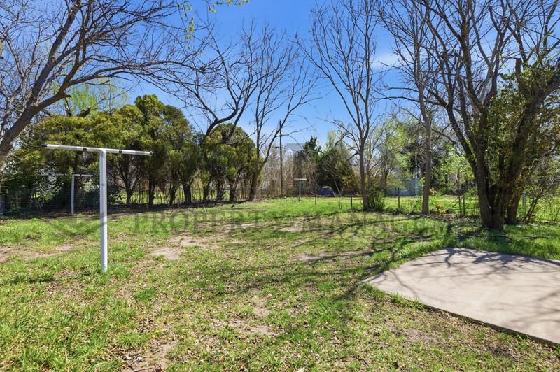 1532 N Battin St - Photo 5 of 34