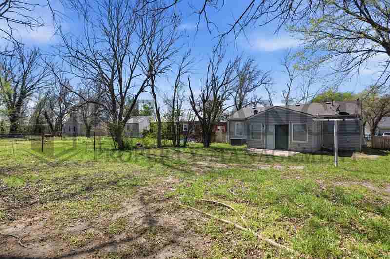 1532 N Battin St - Photo 6 of 34