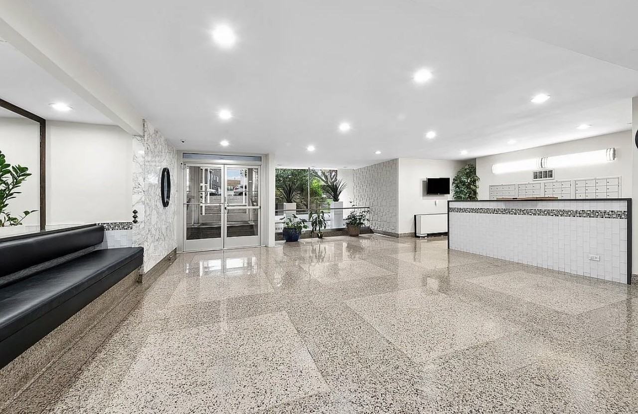 2320 Bell Blvd #2G - Photo 6 of 6