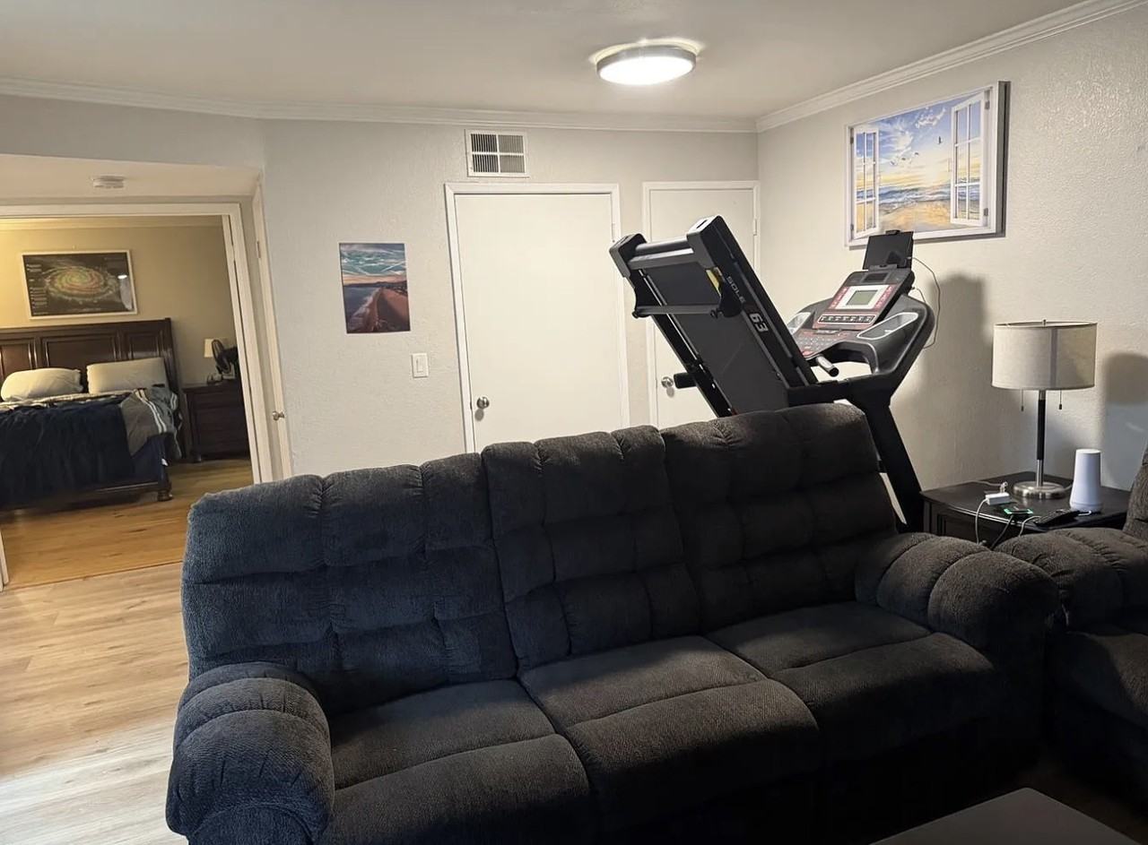 5588 Makati Cir - Photo 3 of 7