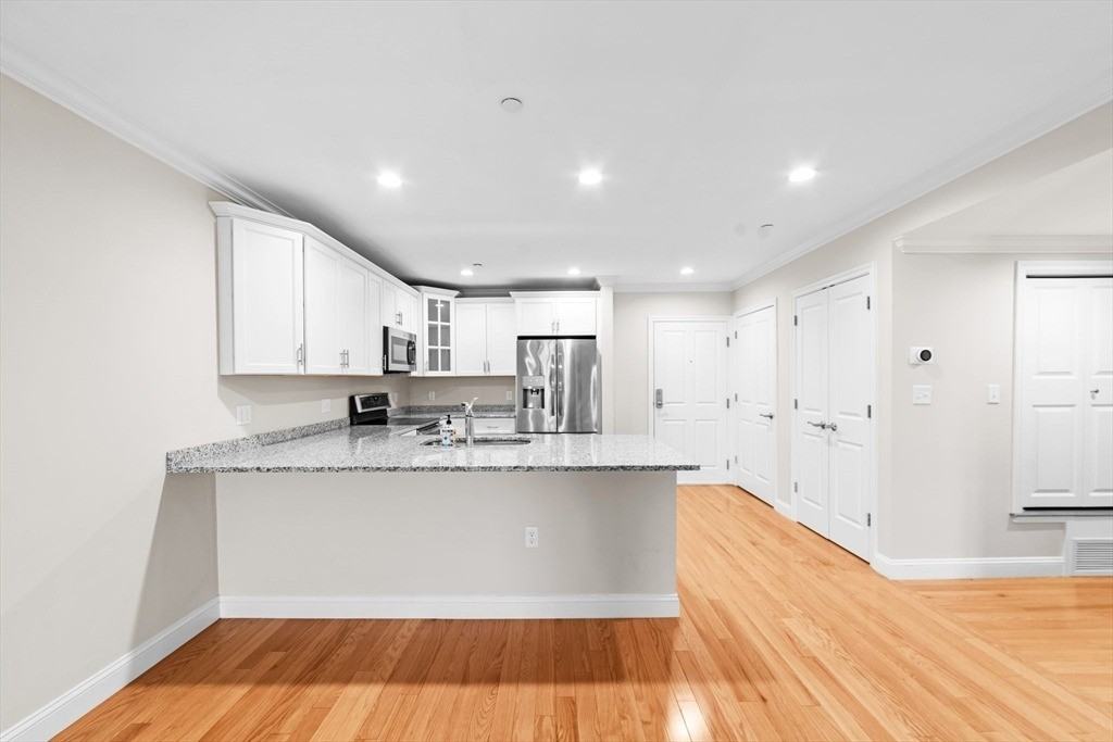 Manor Ter - Photo 5 of 21