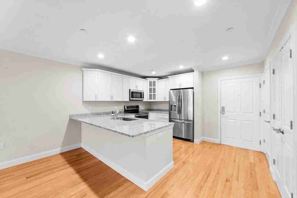 Manor Ter - Photo 6 of 21