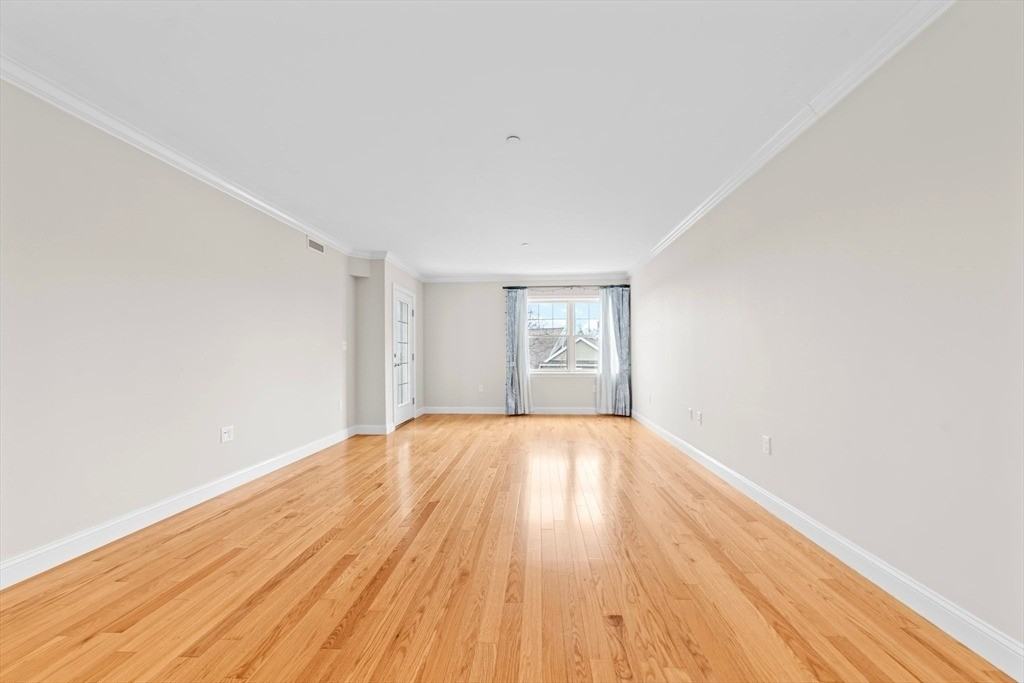 Manor Ter - Photo 7 of 21