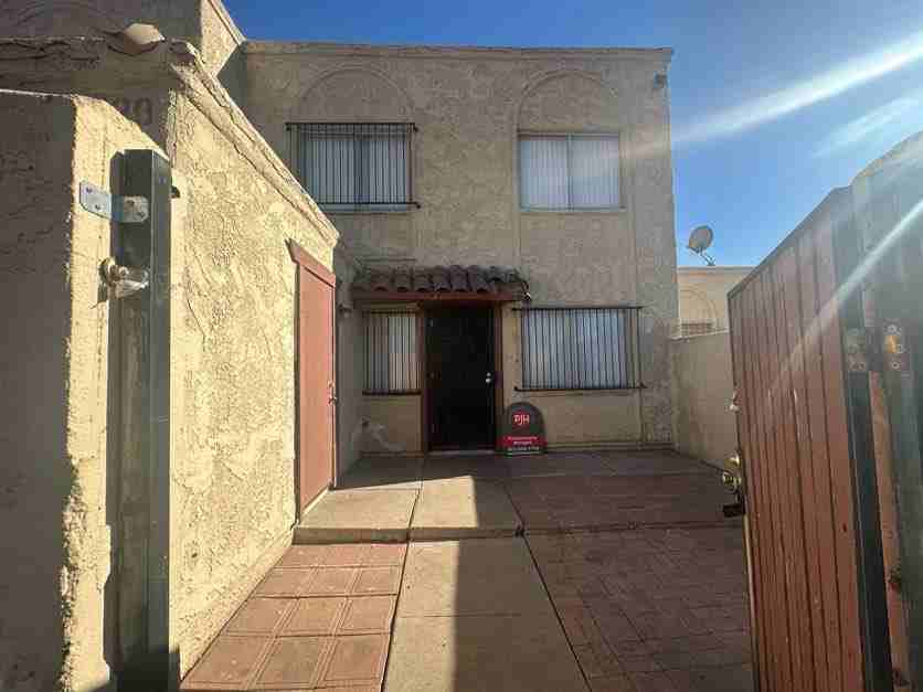 5420 W Belleview St - Photo 2 of 8