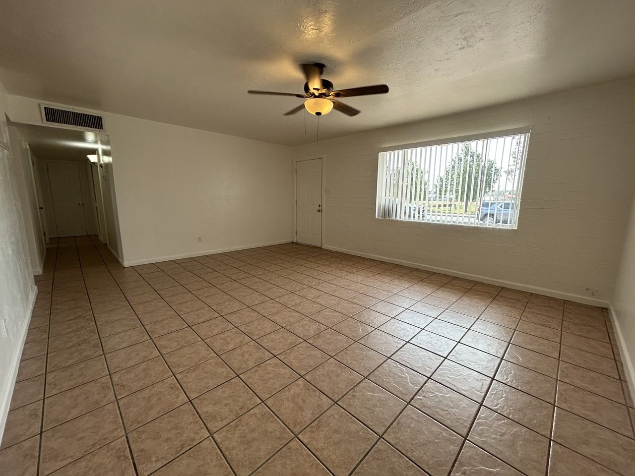 5132 W Osborn Rd - Photo 4 of 35