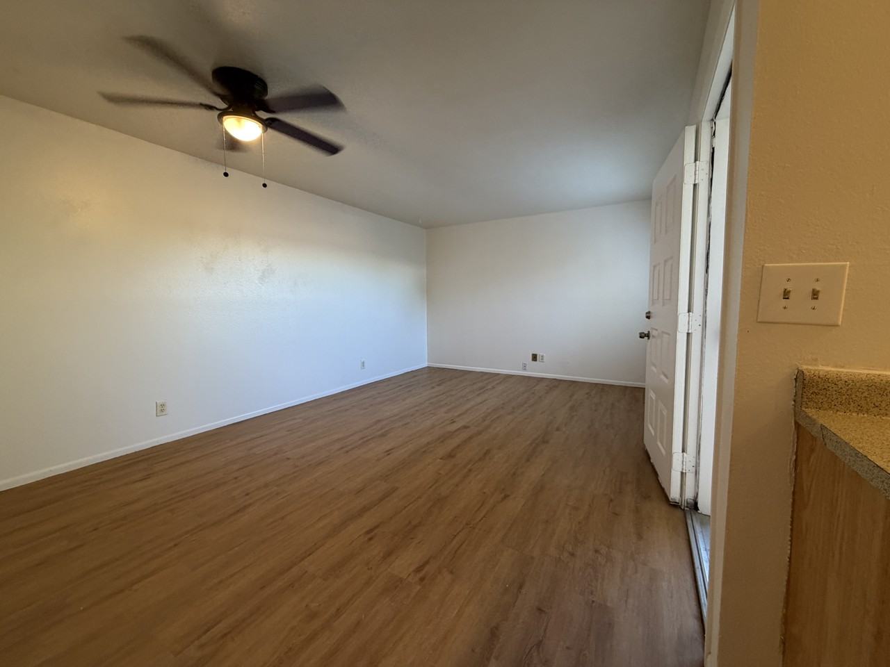 5120 Eastern Ave Se - Photo 4 of 16