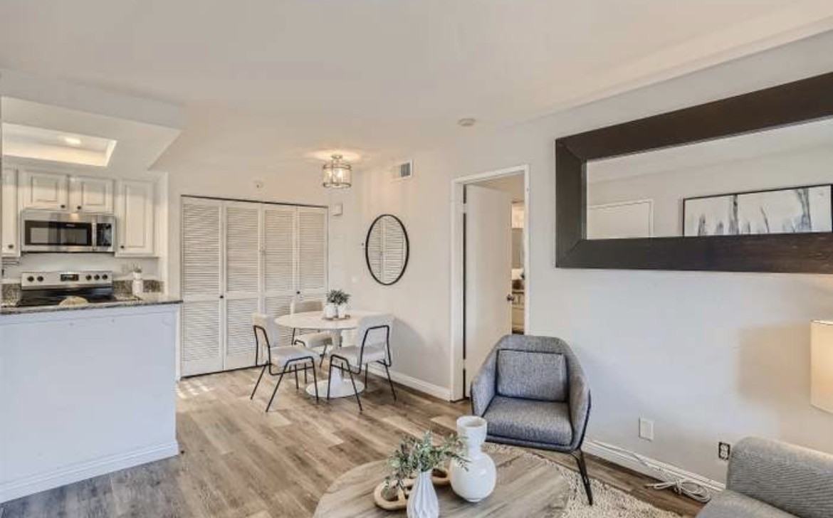 701 Eastshore Ter #8 - Photo 3 of 16