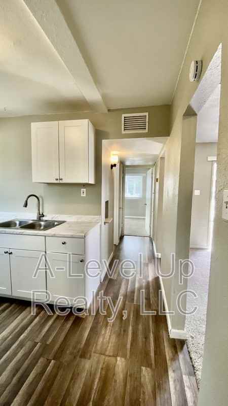 3043 E Proctor Vis - Photo 7 of 16