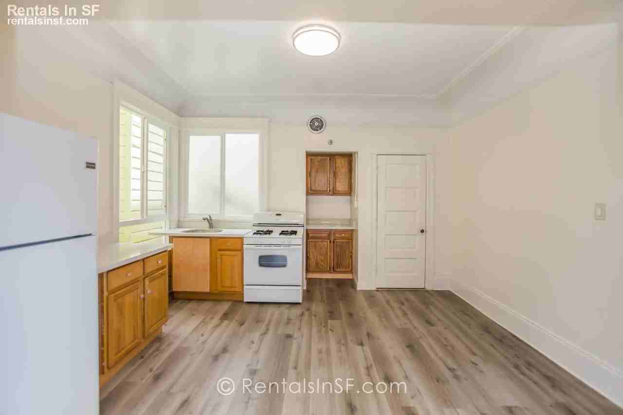 1343 Grove St #A - Photo 3 of 15