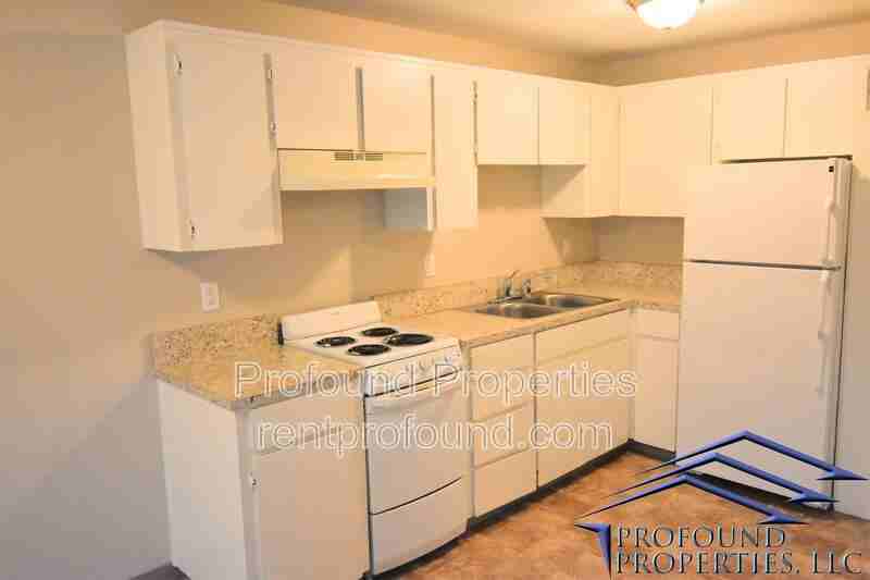 221 Se 12th Ave - Photo 3 of 13