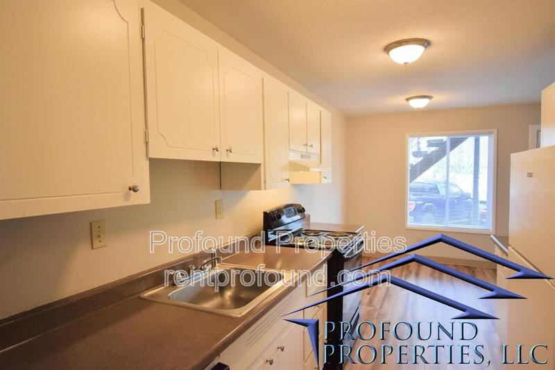 706 Ne 99th Ave - Photo 3 of 13