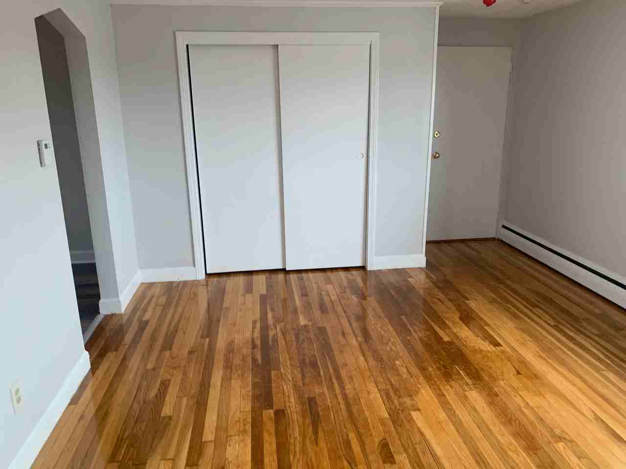 Sea St & Oneida St #05 - Photo 2 of 8