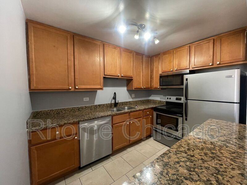 444 E Osage Ln Apt 3a